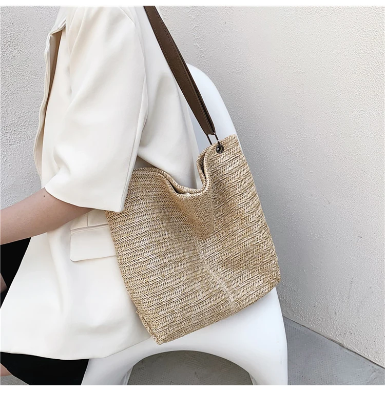 2021 New Casual Large Capacity Tote Women Straw Handbags Luxury Woven Designer Lady Shoulder Messenger Bags Female Big Purses