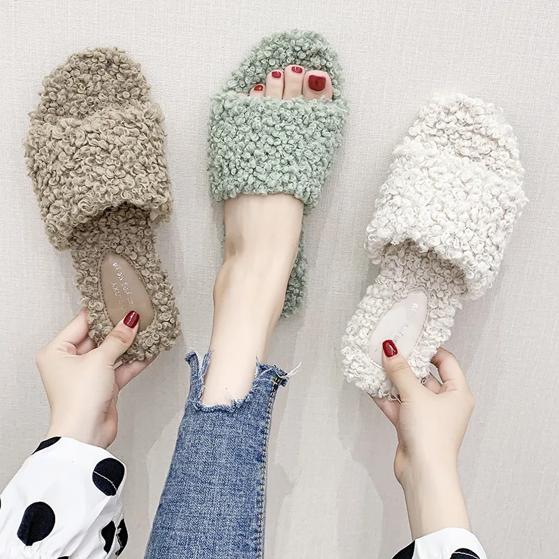 

Socofy Shoes Women Flat Slippers Slides Pokemon Plush Fashion Soft Fur 2019 Luxury Basic Rome Fabric Cotton Luxury Slides