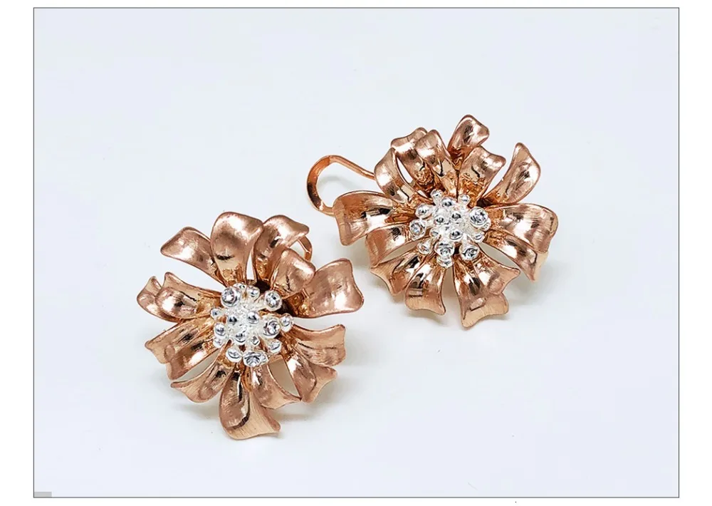 Viennois Rose Gold& Gold Color Stud Earrings Rhinestone Flower Pendent Necklace Set For Women Metal Party Jewelry Set