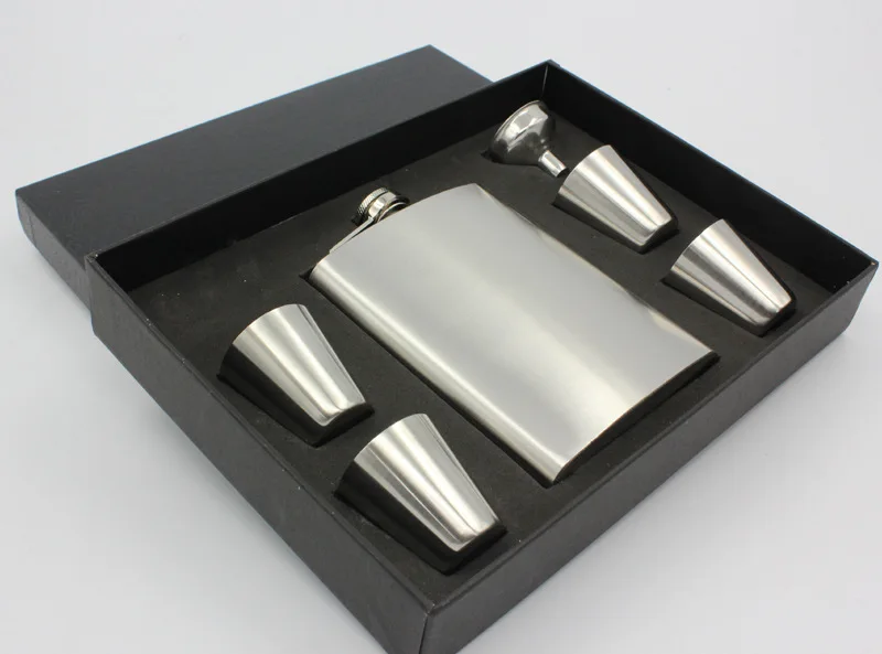 

Stainless Steel Hip Flask 8 Oz 4 Cups 1 Funnel Set Creative and Convenient Men's Portable Hip Flask Outdoor Hip Flask Liquor