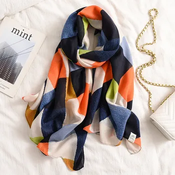 

2020 new luxury brand women scarf silk scarves Lady Popular Print cotton Sunscreen Beach quality soft Shawl Fashion Headscarf
