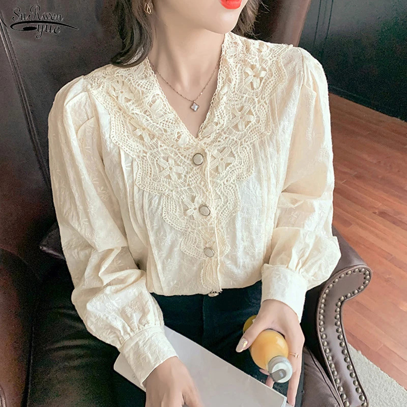 Blusa de encaje con manga larga para otoño 2021, camisa con bordado Floral 3D, combinación de telas encaje y cuello en 17390|Blusa| - AliExpress