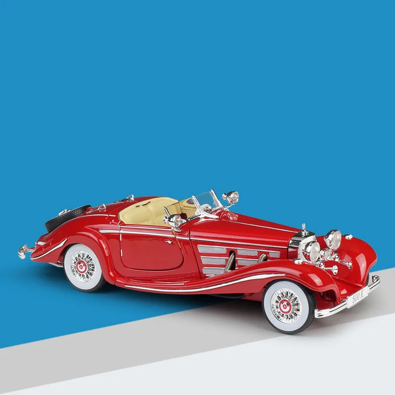 Maisto 500K Классическая литая под давлением модель автомобиля 1:18 из металлического сплава Высокая имитационная машина с базой Игрушки для мальчиков подарки для мальчиков - Цвет: Красный