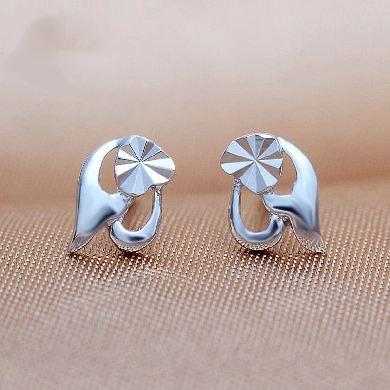 

Elegant 2 Heart Platinum White Real True Gold Pierced Earrings PT950 Diamond Carve Stud for Women Bride Wedding Jewelry Gift