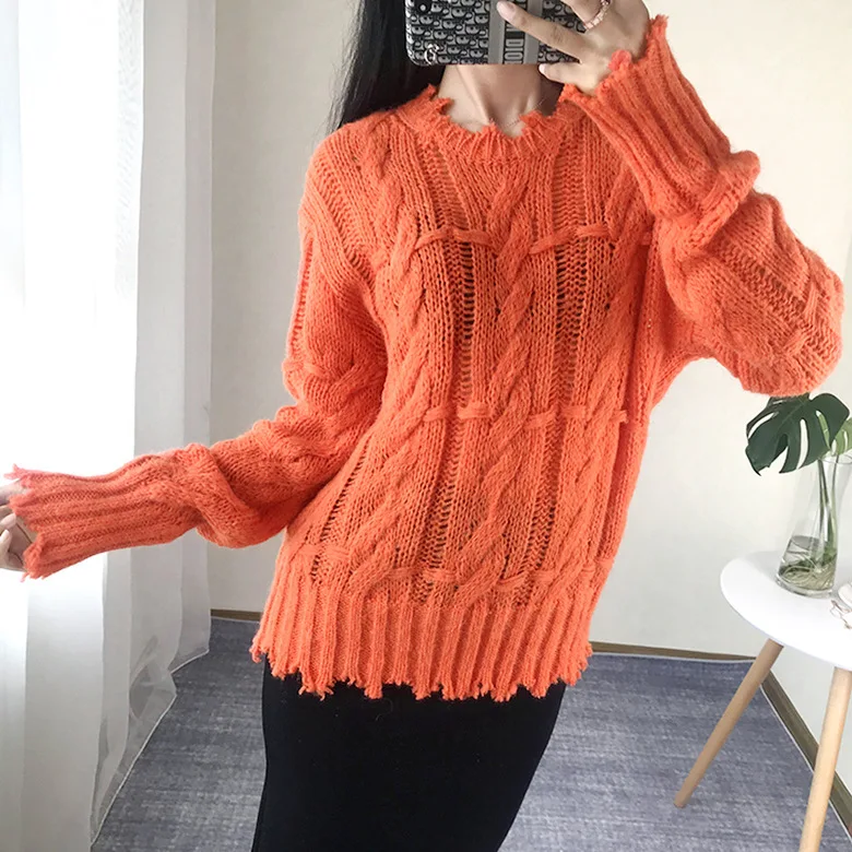

2019 New Fine Knitted Loose Shoulder Grinding Lazy Comfortable Beautiful Three-color 100-set Knitted Sweater Women