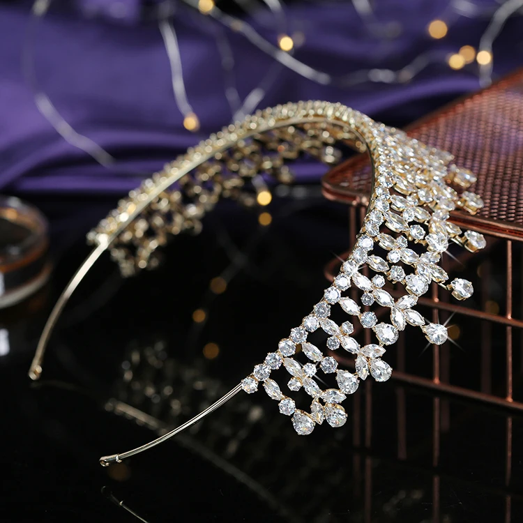 Tiaras And Crown HADIYANA Trendy Plant Design Women Wedding Hair Jewelry Fashion Party Hair Accessories Zircon BC5610 Corona