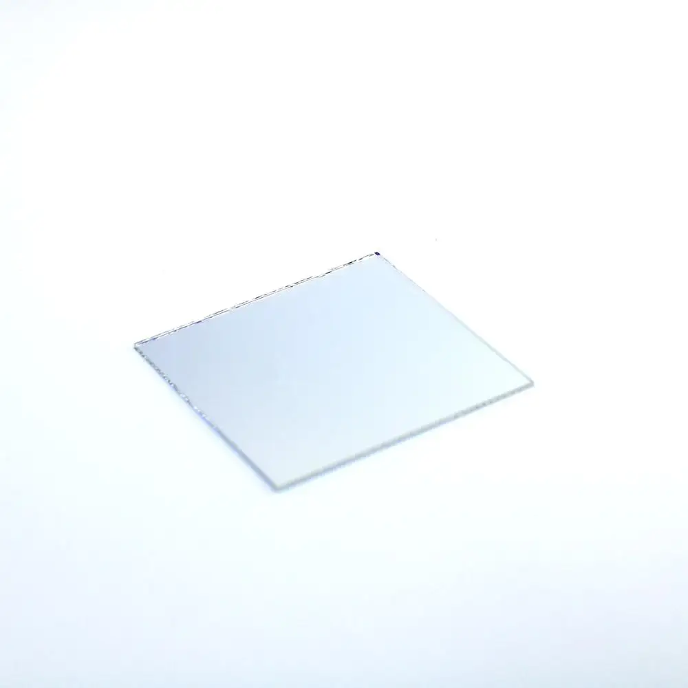 Flat front surface mirror of borosilicate glass