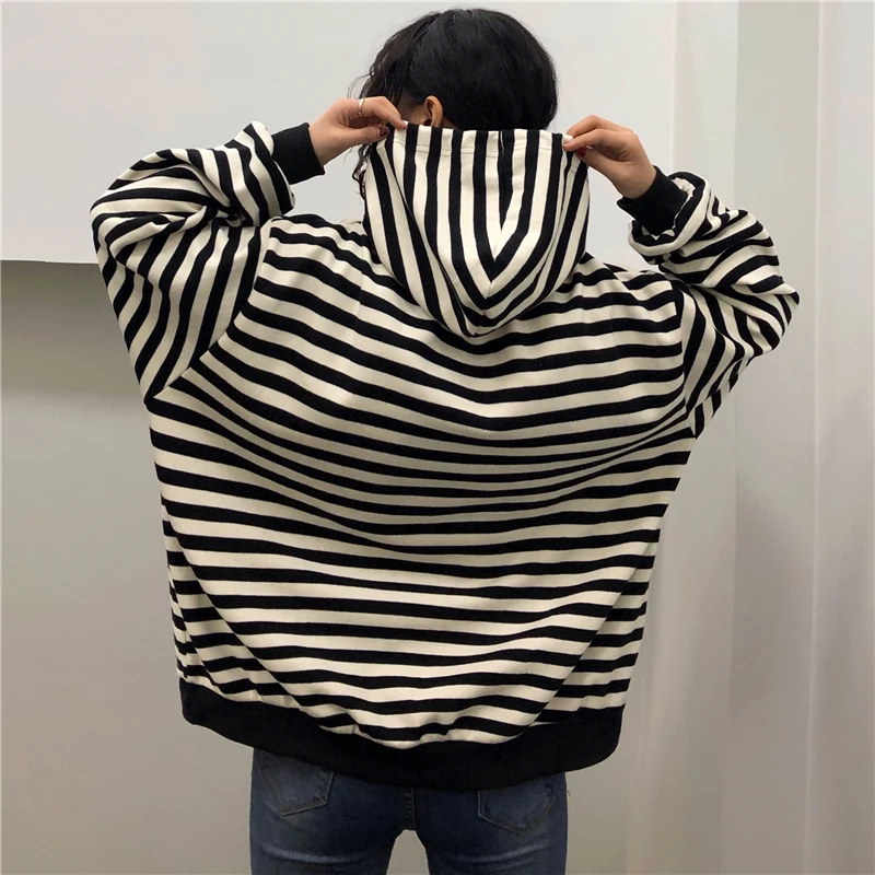 Новинка зимы, корейская мода ulzzang, свободная Ретро толстовка с капюшоном, Женская шикарная полосатая Толстовка Harajuku с круглым вырезом, Повседневная Женская толстовка