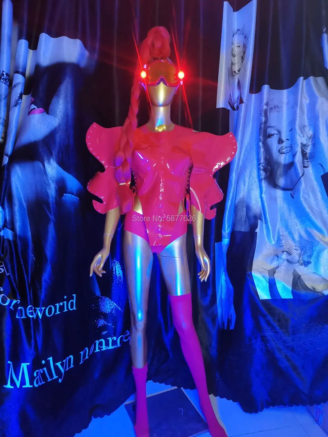 Красные женщины сцена шоу будущие вечеринки костюм сексуальный ночной клуб бар