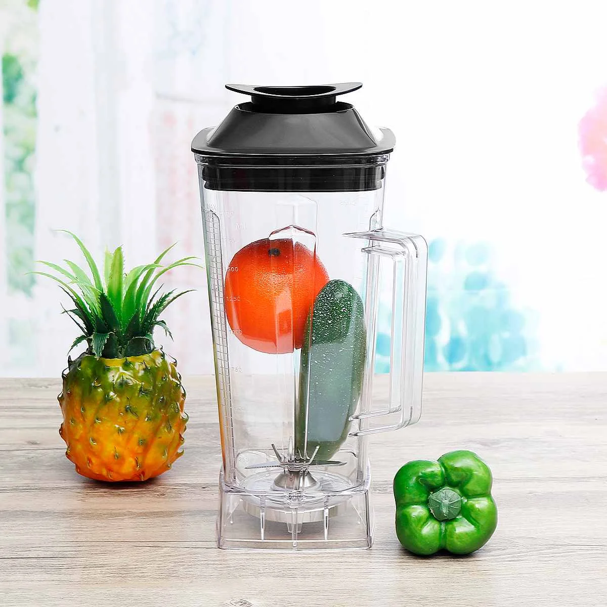 

Square Clear Container Jug Cup Bottom Blenders Container With Serrated Smoothies Blade Lid for Commercial Blenders Spare Part 2L