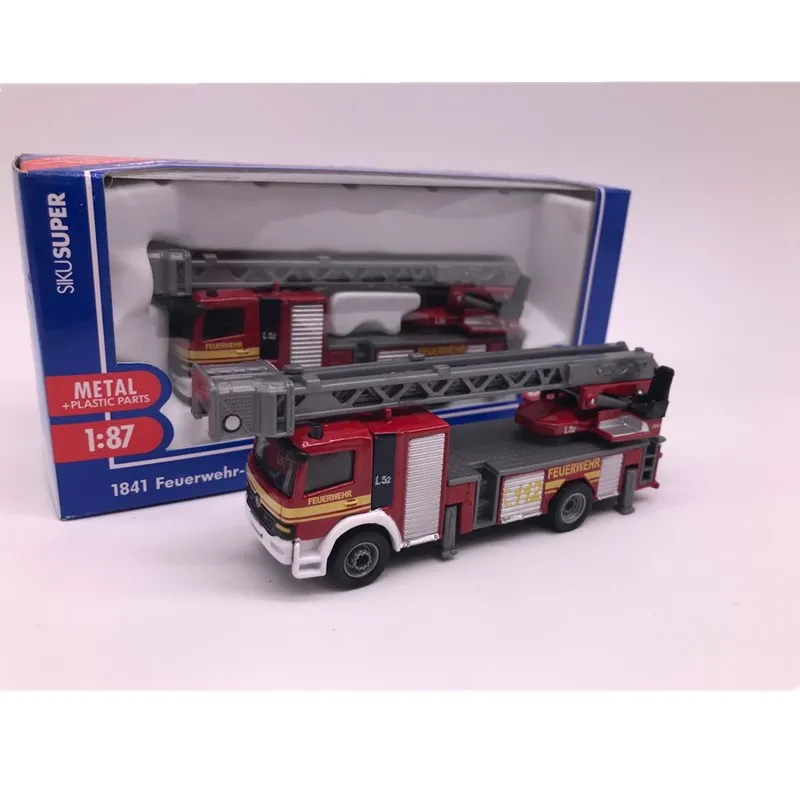 1: 87 Benz модель пожарного грузовика металлический литьевой игрушечный автомобиль