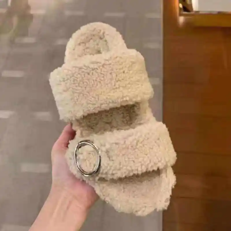 

Brand Designer Woman Slipper Warm Winter Women Shoes Fur Embellished Metal Decor Woman Flats Woman Slides Home Outdoor Chic Shoe