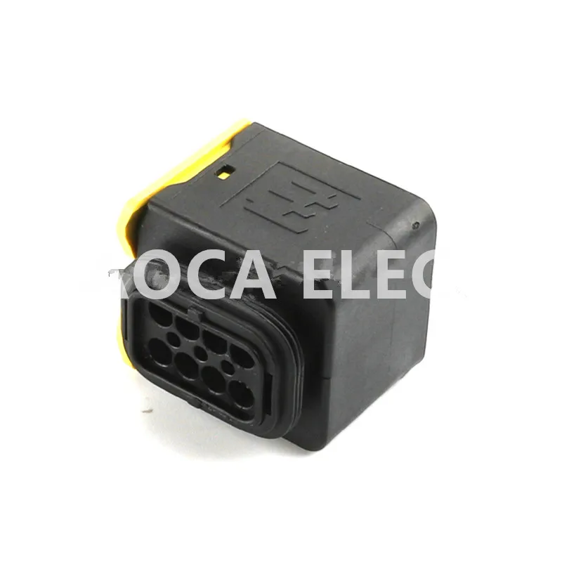 

1set DJ7083-1.5-21 male connector female connector 4mm car Terminal 8P connector Plugs sockets seal