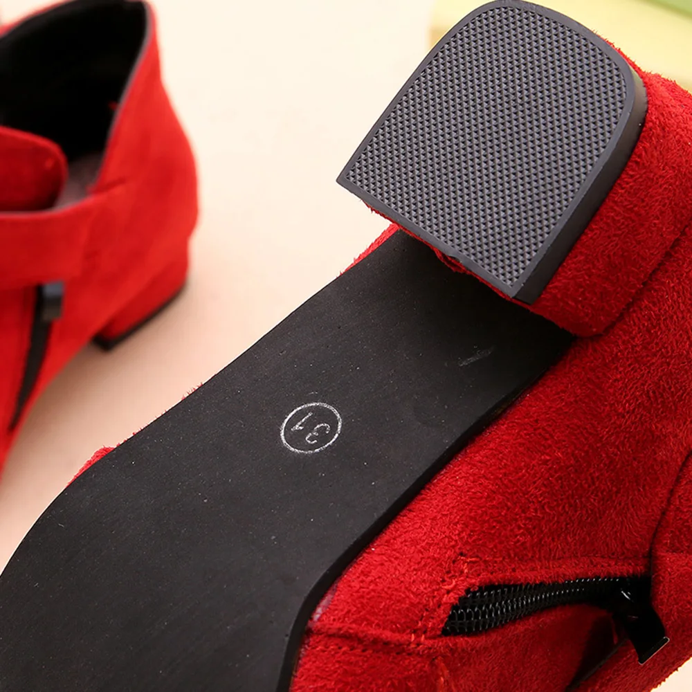 Ботинки для девочек; модные замшевые ботильоны martin на низком каблуке с пряжкой и острым носком; однотонные зимние ботинки для малышей