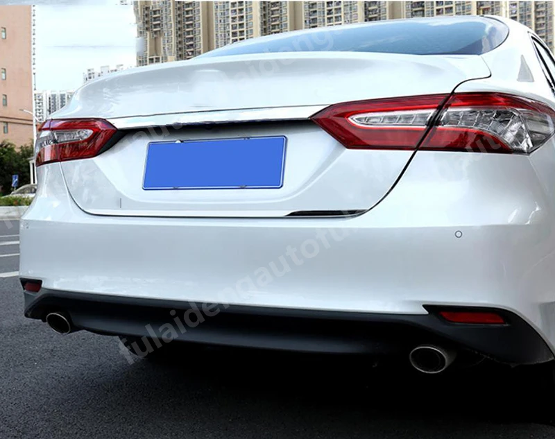Для Toyota Camry- роскошный углеродный ABS хром Лицензия Бар Багажник хвост облицовка дверной крышки автомобиля Стайлинг Аксессуары
