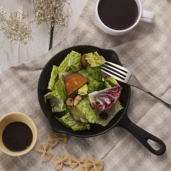 

Cast Iron Skillet. Small Pre-Seasoned Skillet for Stovetop, Oven, or Camp Cooking