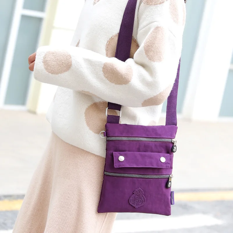 

Nylon Light Portable Mommy Shoulder Oblique-Bag Wash Cloth Fashion Pink Flowers about 262063