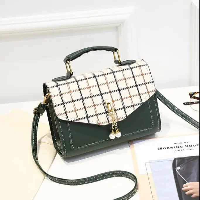 green Bag female new simple casual handbags handbag fashion autumn and winter shoulder Messenger bag wild small square bag CWL319 - Цвет: green
