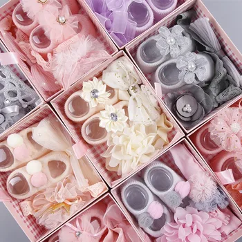 

3pcs Newborn Baby Girls Headband Bow Flowers Cloth Hair Bands Hair Accessories Socks Gift Boxes Suit Christmas Gifts 0-2Y