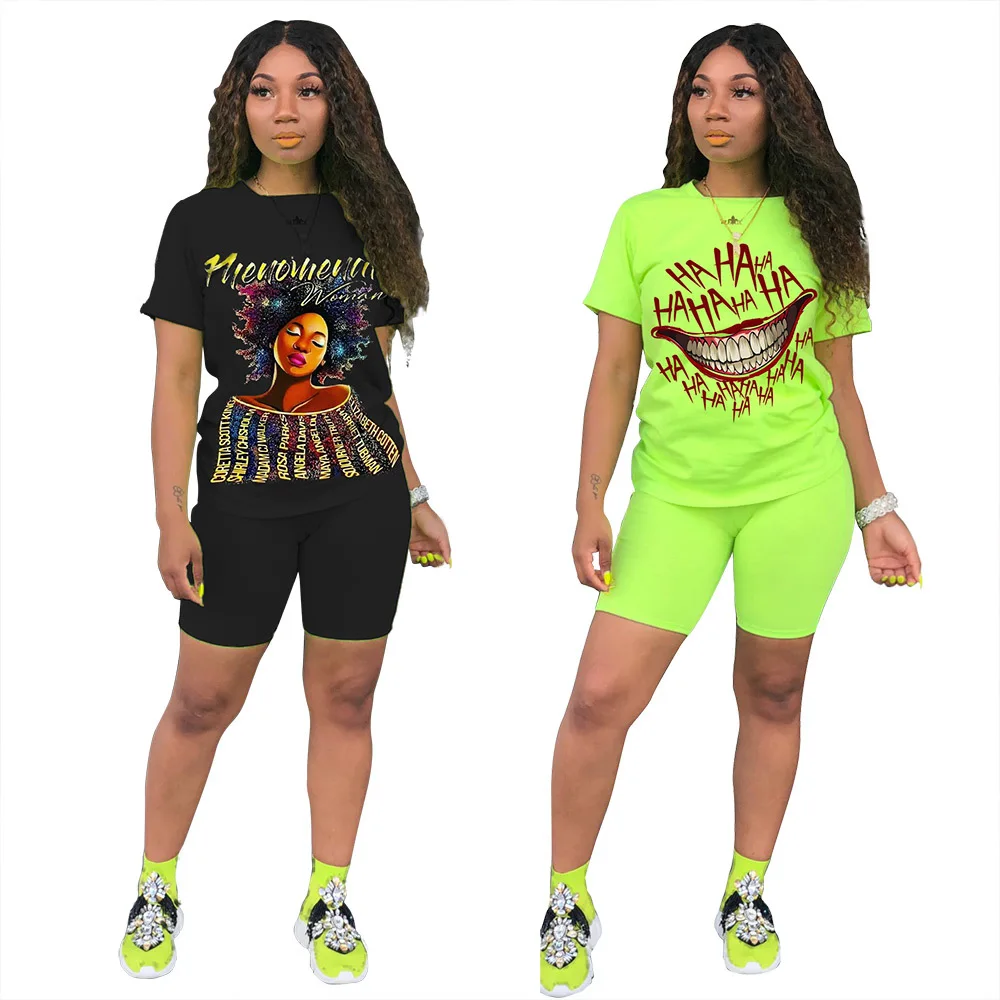 

Round Neck Letter Character Printed TrackSuit T-Shirt Shorts Two-Piece Set European and American Clothes