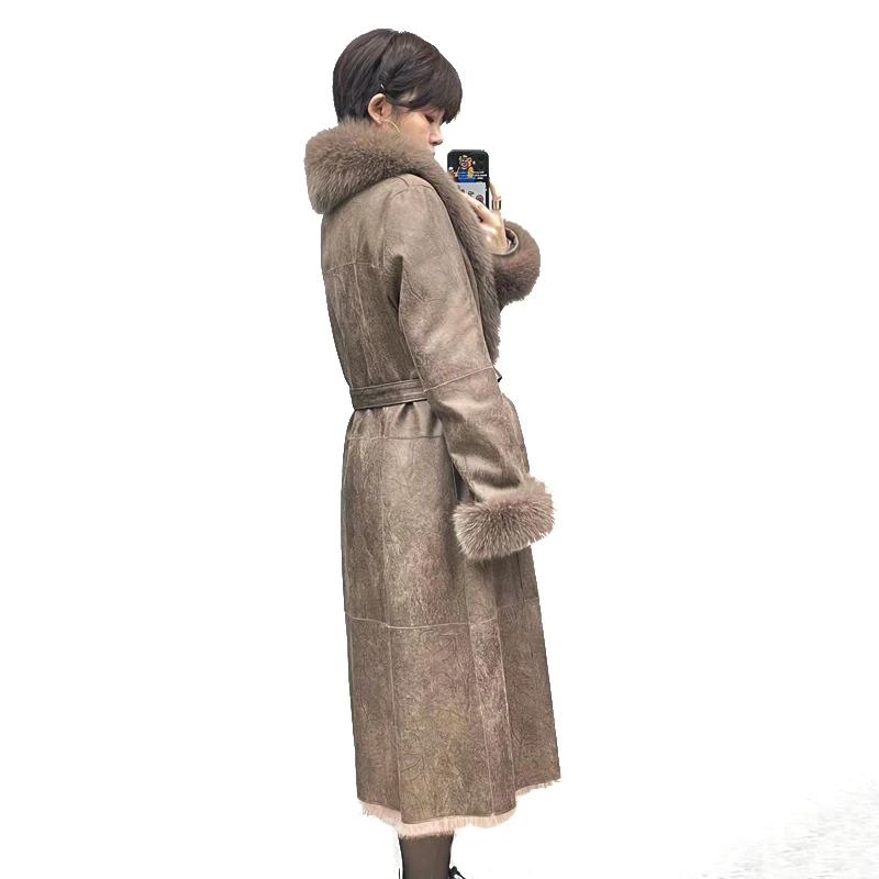 Рисунок 4 - Пальто женское из натурального