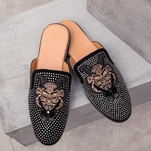 Macvise/Новинка года; мужские тапочки; мужские кожаные Вьетнамки; стразы; винтажная Повседневная пляжная обувь с вышивкой; нескользящая обувь
