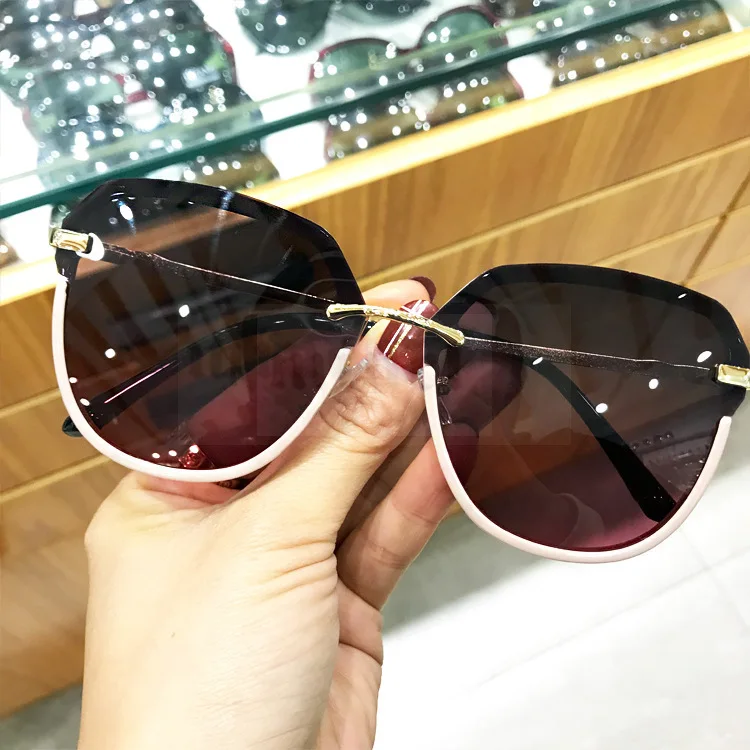 Pink Women Sunglasses Alloy Overszie Big Frame Square Sun Glasses Ladies Fashion Luxury Brand Gradient Yellow Shades FML - Цвет линз: black pink