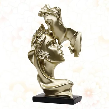 

1 Pc Couples Kiss Figurine Couples Crafts Sculpture Tabletop Ornament Personalized Statue for Home Living Room
