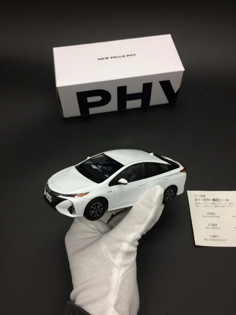 Carro de Corrida Toyota Priusphv Híbrido Metal Diecast Modelo Crianças Brinquedos Presente Phv 1 - 30 1 Brinquedos e hobbies