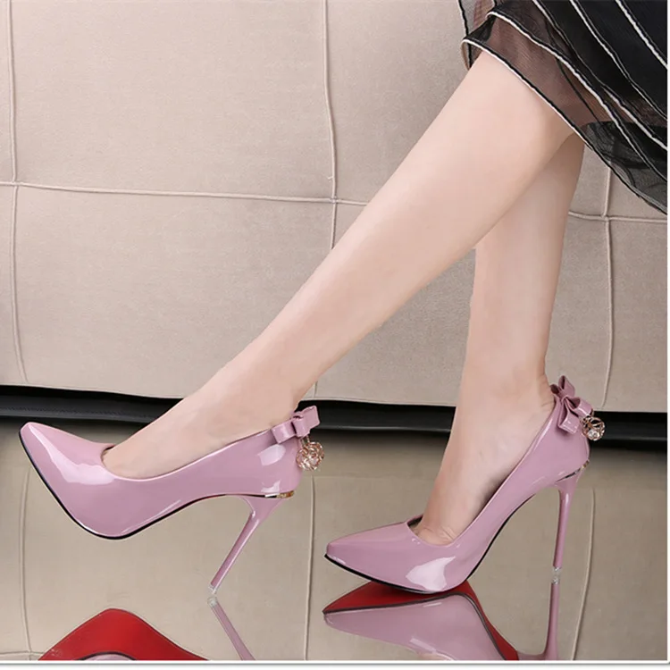 

2016 Autumn Korean-style New Style Pointed-Toe High Heel Shoes Elegant Thin Heeled Low-Cut Patent Leather Versitile Fashion WOME