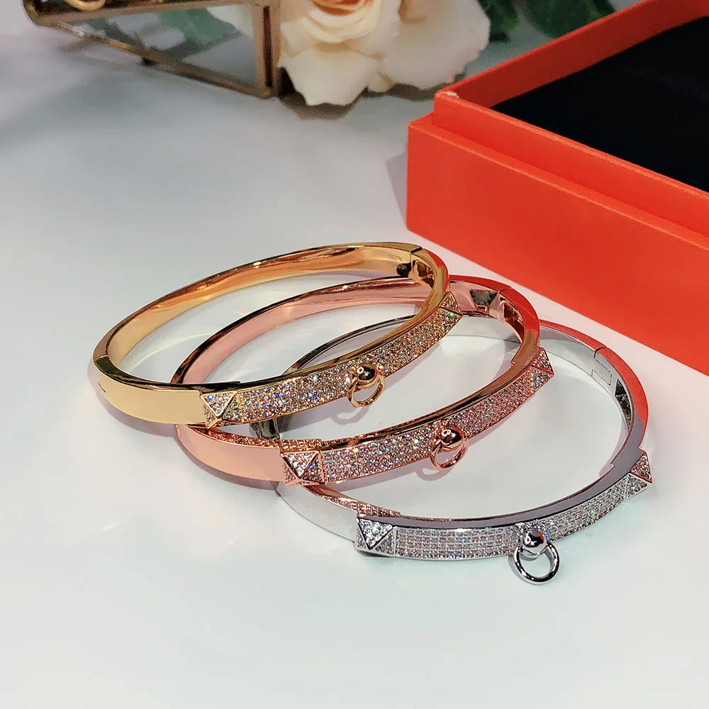 

Popular fashion bracelet High-end Party ball Personality trends Belt molding Unique design Lady Bracelet Free shipping