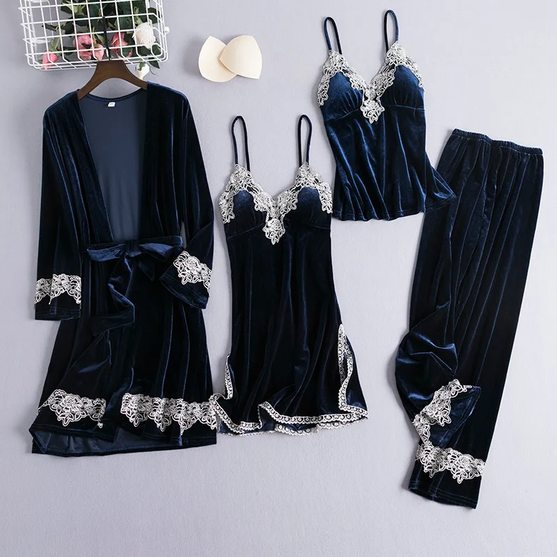 11918808925_681851092