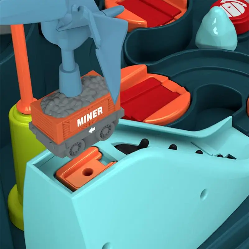 Детская игрушка на день рождения, игрушечный механический инерционный поезд, игрушечный гоночный трек, приключенческая игра, развивающие игрушки, милая забавная игрушка