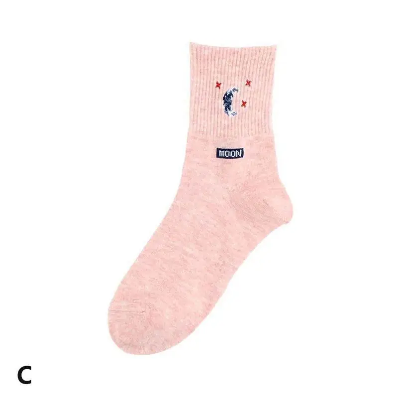 New Cotton Socks Moon Sun Planet Explosions Casual Socks South Korean Harajuku Creative Astronaut Cotton Cute Socks - Цвет: Blue