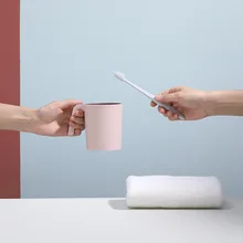 

Two-color Mouthwash Cup Simple Handle Washing Cup Household Couple Brushing Safe Non-slip Cup