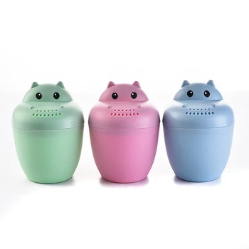 

Funny Baby Cartoon Bear Bathing Cup Newborn Kid Shower Shampoo Cup Bailer Baby Kids Shower Water Spoon Bath Wash Toys 1PC