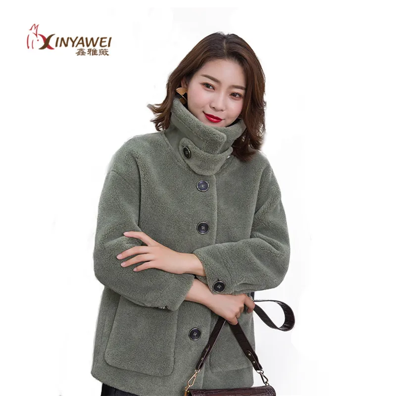 

2019 Fashion New Hot Sheep Shearing Loose Fur Winter Coat Female Short Section Thickening Bottom Sheep Shearing Warm Coat.