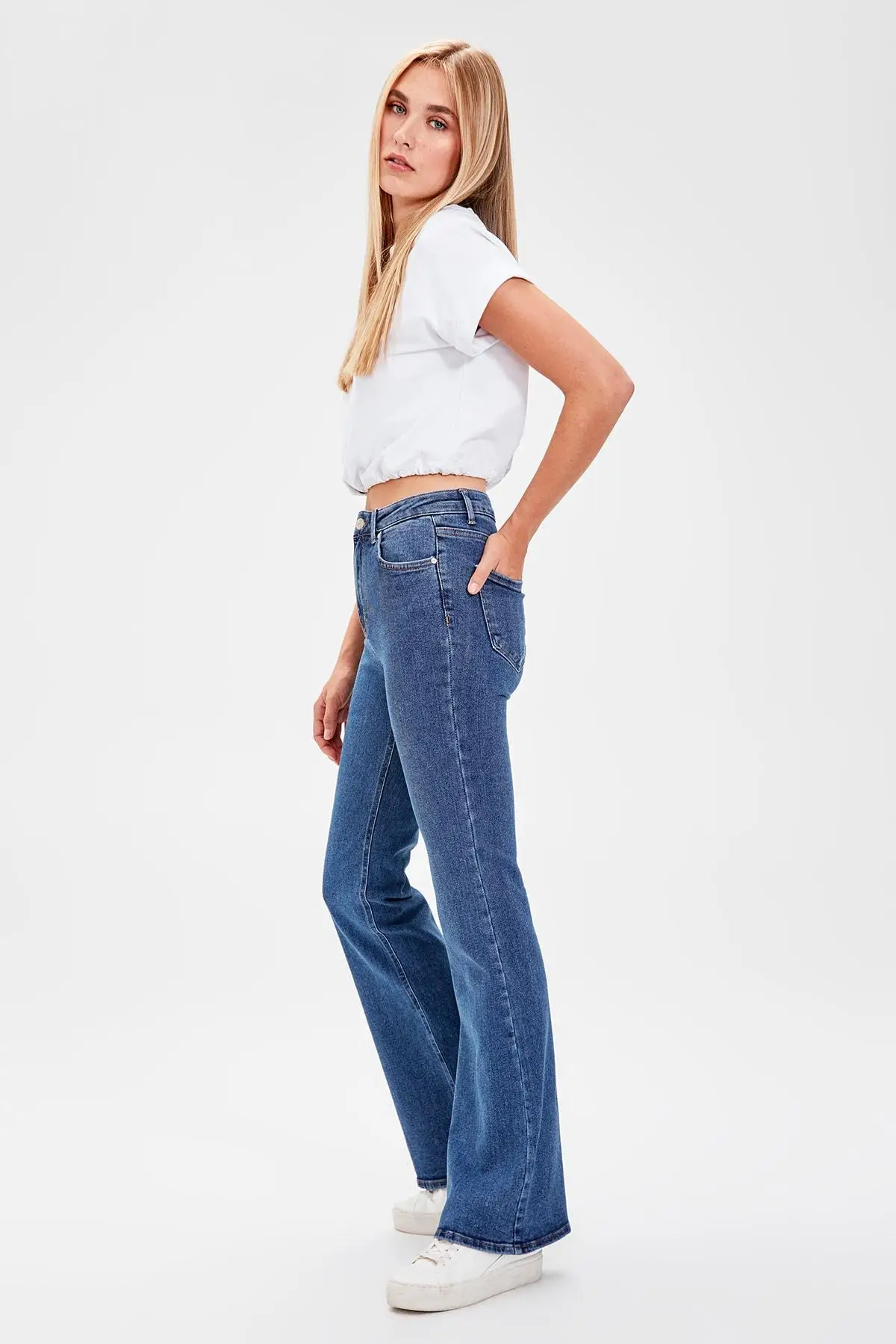 Trendyol Navy Blue High Waist Flare Jeans TWOAW20JE0018