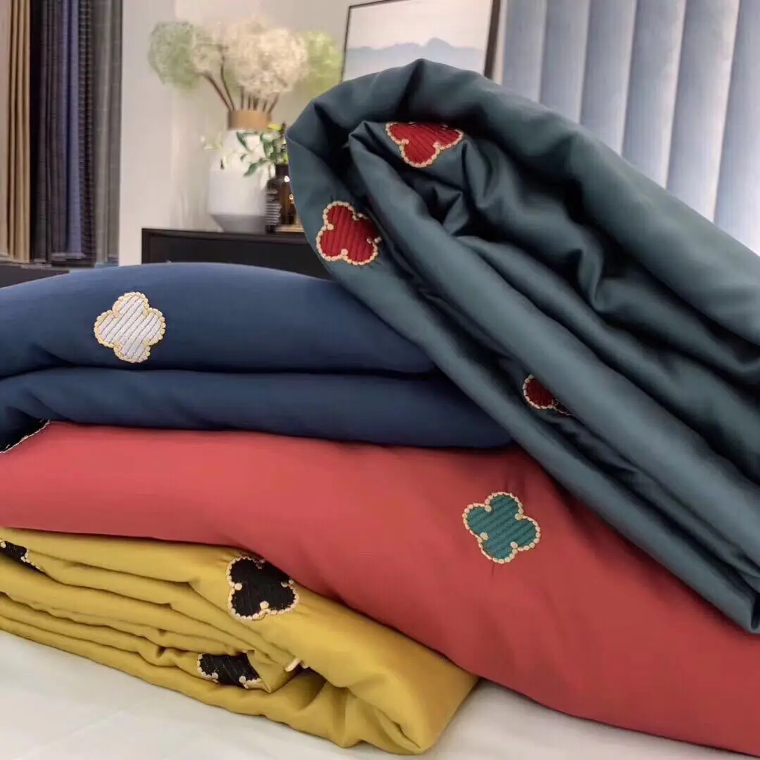 

Spring And Summer New Style 60 Tencel Clover Embroidery Summer Blanket Airable Cover Simple Dormitory Single Double Thin Blanket
