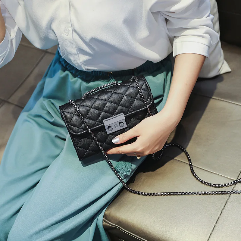 

2019 New Style Rhombus Graceful Chain Bag Crossbody Bag ruan pi bao Versitile Fashion Mini Square Sling Bag