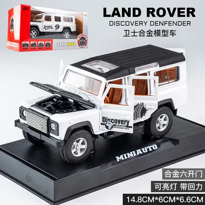White With Box 1:32 SUV Defender сплав Модель автомобиля игрушки автомобиль вытянуть назад звук и светильник акустооптика для детей подарки на день рождения для взрослых - Цвет: White With Box