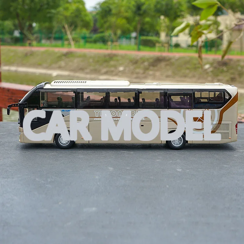 Масштаб 1:42 игрушечные автомобили из сплава yutong ZK6128HQB модель автомобиля для
