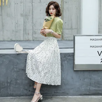 

2020 Women's pleated round collar short sleeve t-shirt + polka dot skirt two-piece suit female