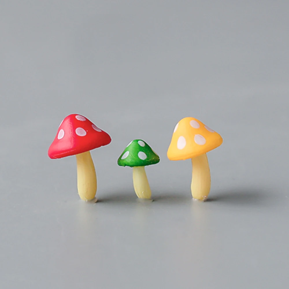 3pcs Miniature Mushrooms Garden Ornaments Figurines for Micro Landscaping Dollhouse Succulent Pot Decor Mini Garden Statues