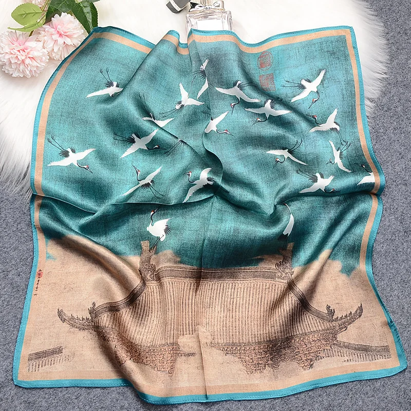 Маленький квадратный шарф в китайском стиле