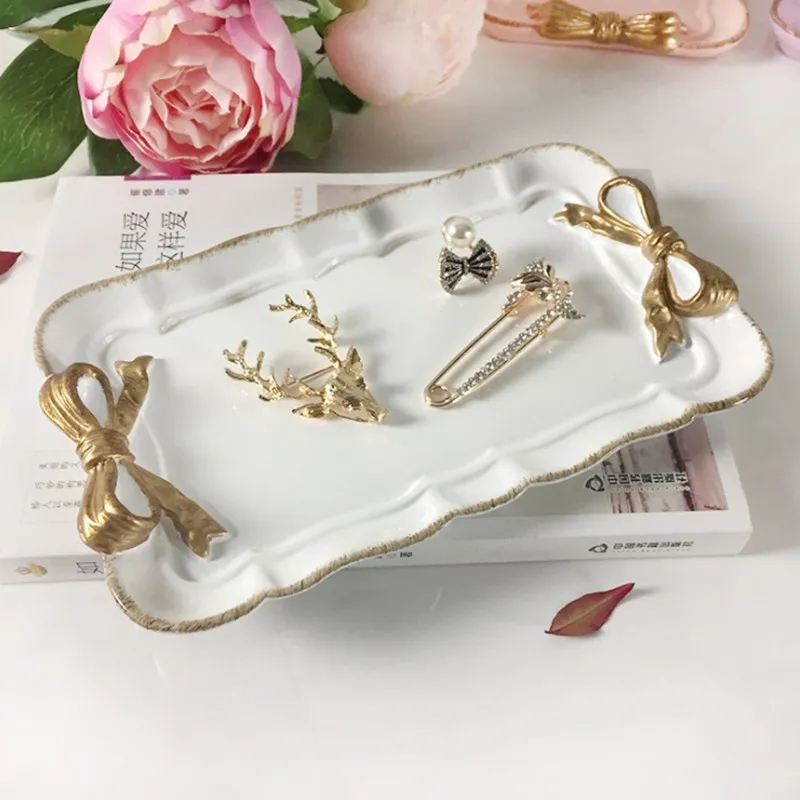 Десертная тарелка из смолы Макаруны цветные подносы для хранения бантиков