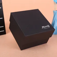 Складная упаковочная бумажная коробка на заказ Печать Бумажная Подарочная коробка с ручкой- DH11888