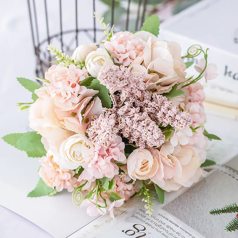 Nordic Artificial Flower Rose Holding Wedding Bouquet Silk Flower for Home Party Table Decoration Fall Decorations Fake Flower