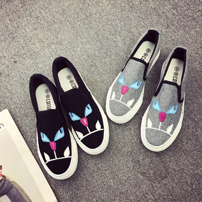 

2019 Spring New Style Small Monster Canvas Shoes Women's Slip-on Students Korean-style Versatile INS Super Fire Lazy Shoes