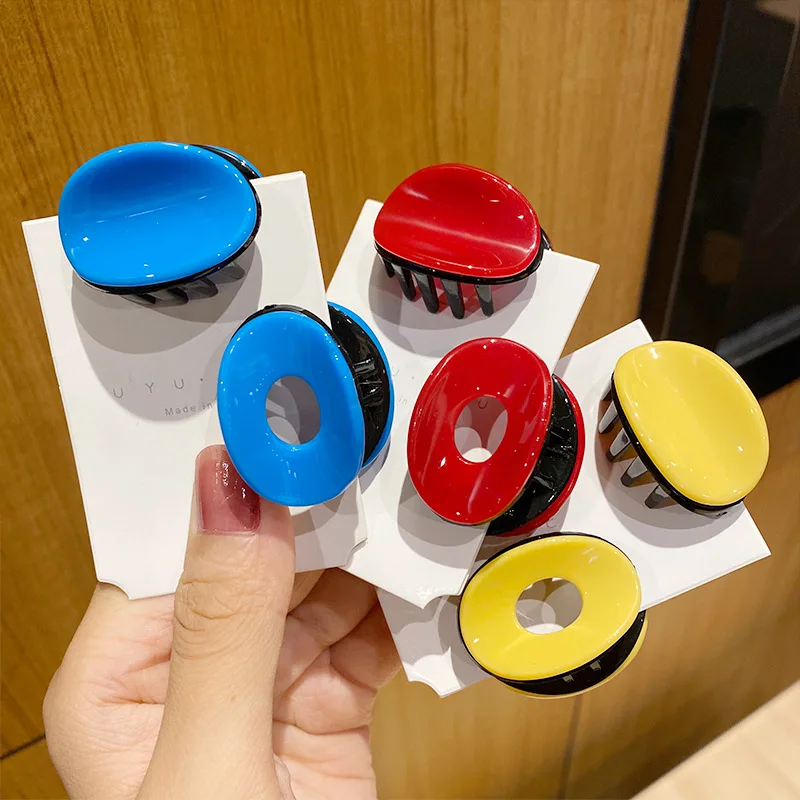 

Ruoshui Woman Candy Hair Claws Fashionable Hair Crab Women Hair Accessories Headwear Hairgrip Barrettes Ornaments Girls Hairpins